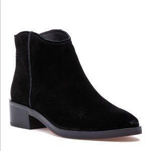 Dolce Vita Tucker Onyx Suede Bootie